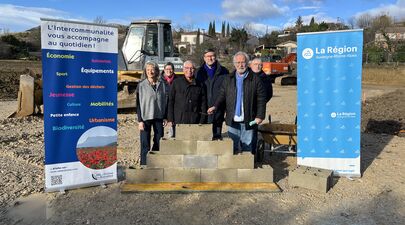 Beaufort-sur-Gervanne : la 1ere pierre de la Maison intercommunale des services est posée